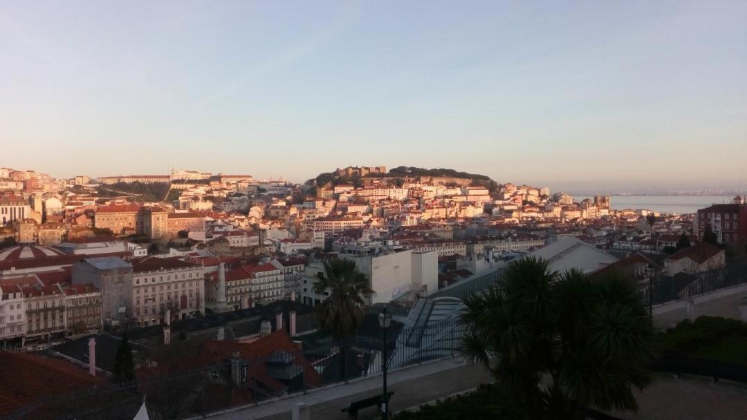 Central room Lisboa Exterior foto